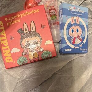 9-Color Eyeshadow Palette and Perfume Set